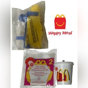 VINTAGE MCDONALDS TOY BUNDLE 1990 GHOSTBUSTERS WATER BOTTLE 1999 FOOD FOOLERS